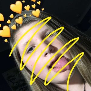 Meet your Posher, Ciara